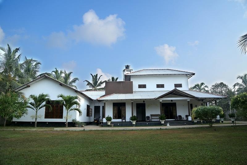 Grand Hilton Hotel Negombo Bagian luar foto